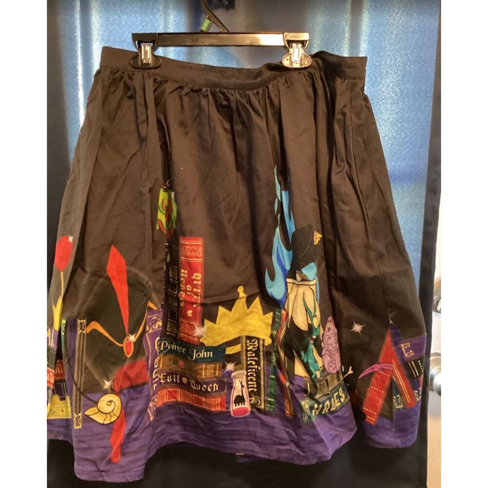 Disney Villains Skirt with Pockets Bold & Magical
